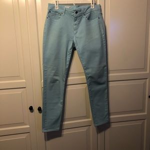 🌻Gap 1969 Blue Legging Jeans